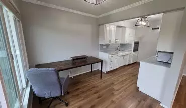 2 of 38 Upper 1bd/1ba Condo With Garage And Common Area Laundry Apartment for rent in Long Beach, CA
