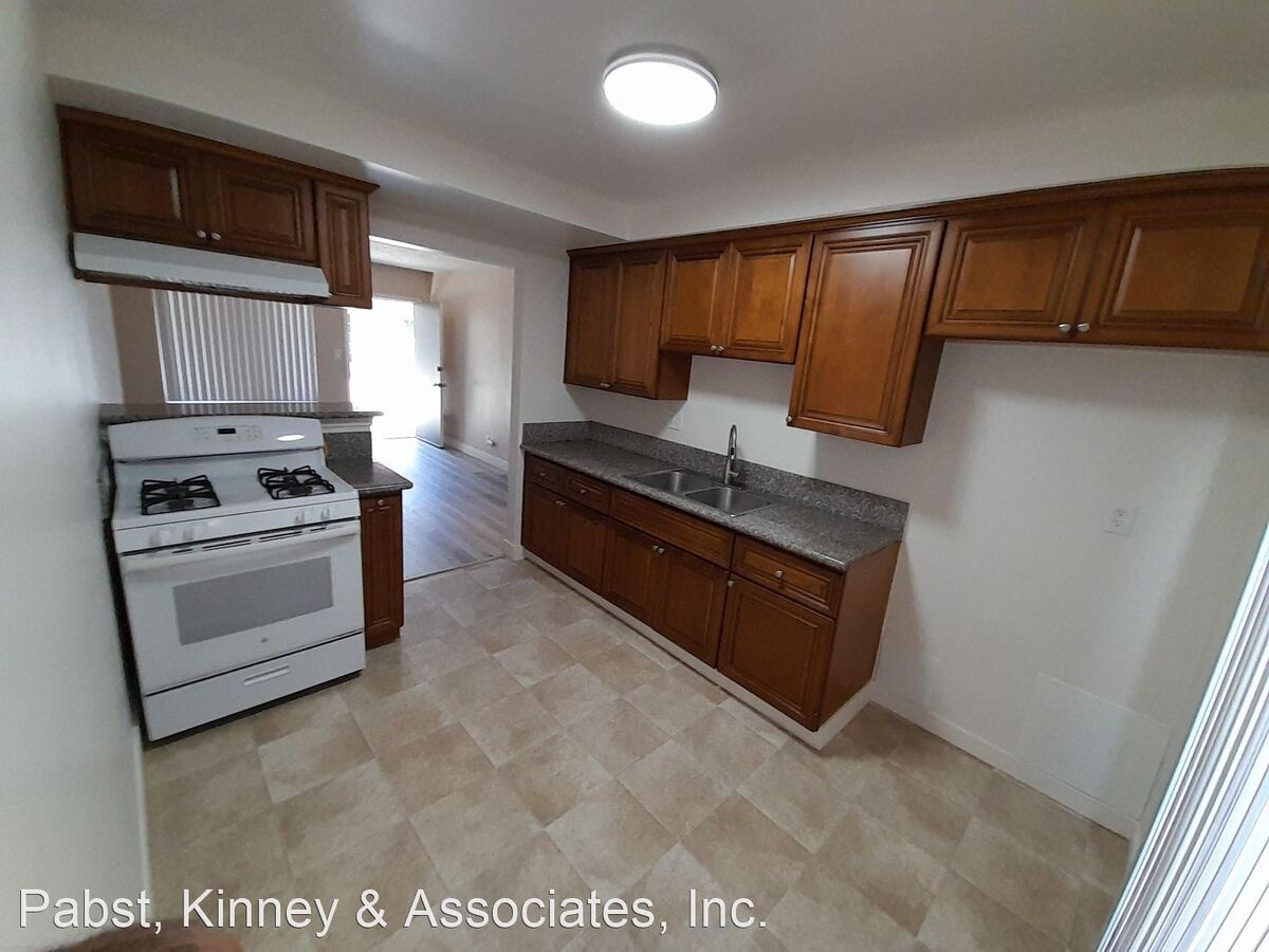 604 Fleur De Lis Apartments 8547 Imperial Hwy Downey, CA