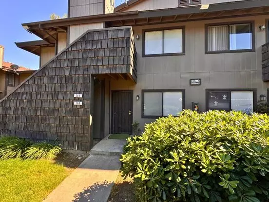 Fully Remodeled Sunnyside 2/1 In Ranchwood Gated Community Apartment for rent in Fresno, CA