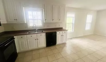 5 of 18 706 N Third St House for rent in Mebane, NC