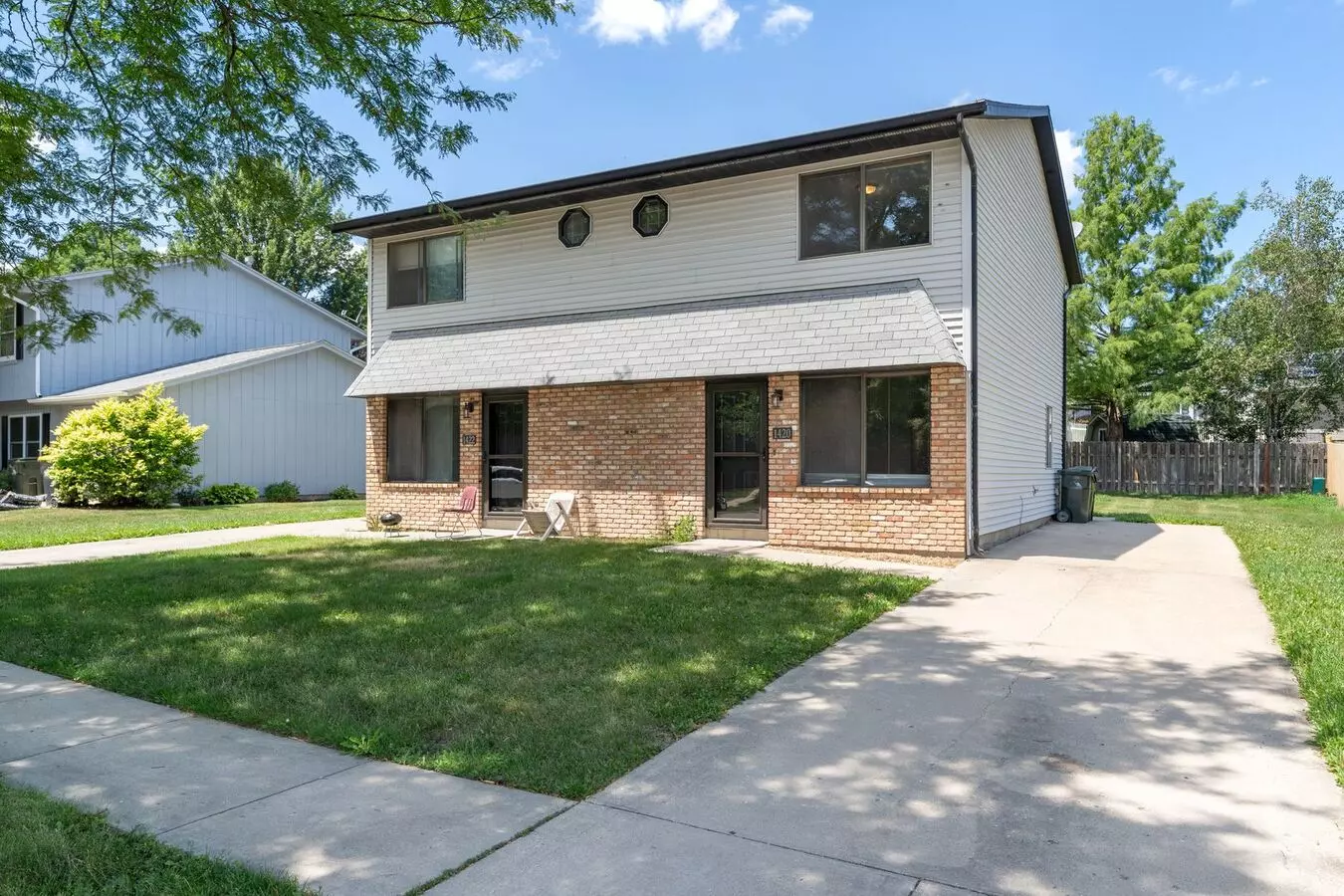 $1,250 | 2 Bedroom, 1.5 Bathroom Duplex | No Pets Allowed | Sublease Available For An August 1st, 2025 Move-in!* House for rent in Iowa City, IA