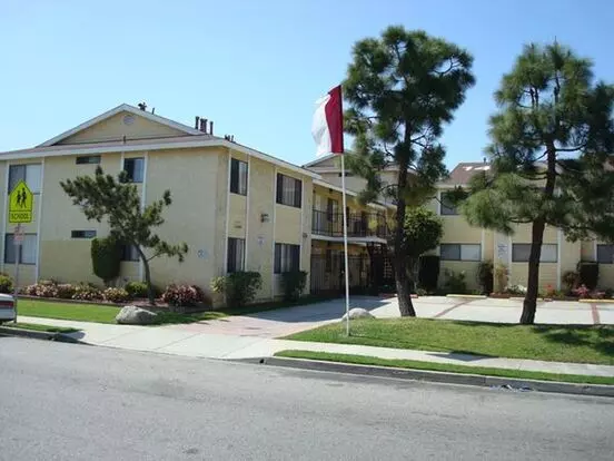 14501 Cerise Ave Apartment for rent in Hawthorne, CA