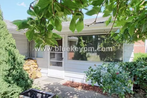 One Month Free Rent With 12 Month Lease: 2 Bed, 1 Bath Duplex Unit In Rose Village Apartment for rent in Vancouver, WA One Month Free Rent With 12 Month Lease: 2 Bed, 1 Bath Duplex Unit In Rose Village Apartment for rent in Vancouver, WA