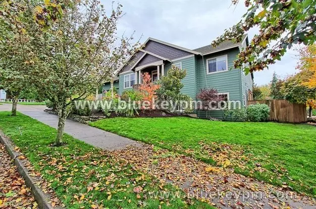 4 Bed, 3 Bath Home In Happy Valley With Primary Bedroom On Main Floor Apartment for rent in Happy Valley, OR 4 Bed, 3 Bath Home In Happy Valley With Primary Bedroom On Main Floor Apartment for rent in Happy Valley, OR