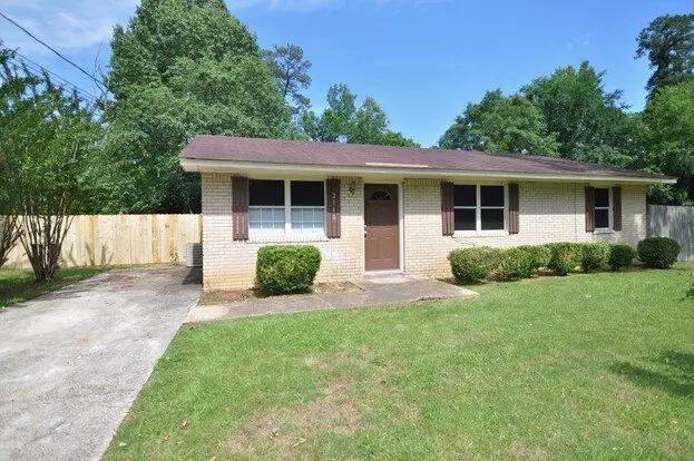 Available Now! Apartment for rent in Millbrook, AL