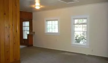 3 of 9 Whitaker Neighborhood Triplex On W. 3rd Street Apartment for rent in Eugene, OR