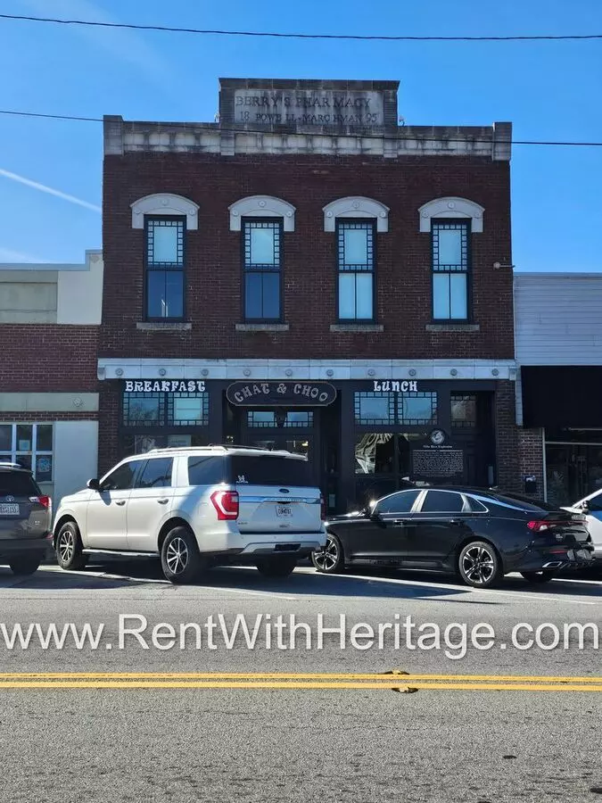 Wow!!!!.....awesome Effiecency Loft / Upgrades Galore / Total Electric House for rent in Villa Rica, GA
