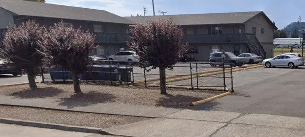 1017 &amp; 1029 J Street Unit 01-24 Apartment for rent in Springfield, OR