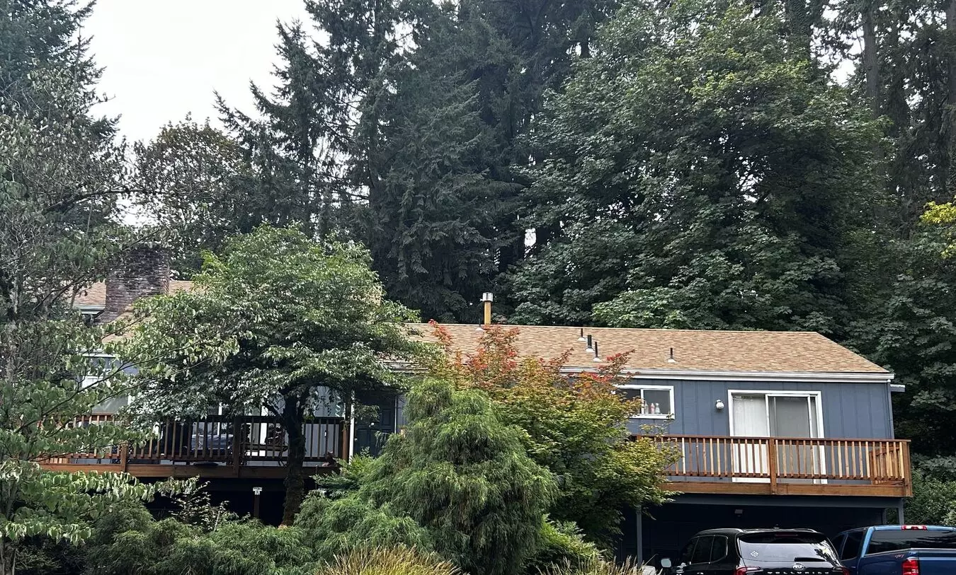 2170 & 2172 McLean Blvd. Apartment for rent in Eugene, OR