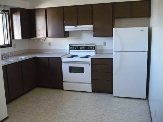 The Cedars 25 West 30th & 2966 Willamette #1-18 Apartment for rent in Eugene, OR