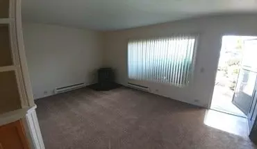 4 of 17 Comfortable 3/bed-2 1/2 Bath Home With A Deck And Fenced Backyard House for rent in Eugene, OR