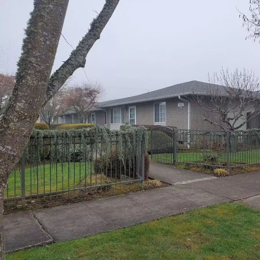 1595 West 12th Ave &amp; 1605 West 12th Ave Apartment for rent in Eugene, OR