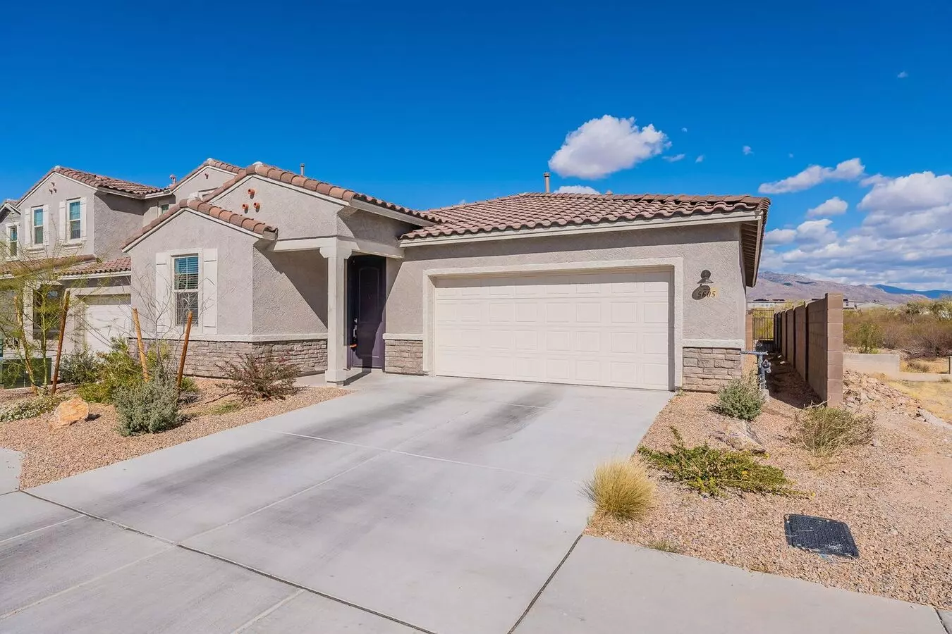 Pending/ Rented - New Mattamy Home! House for rent in Tucson, AZ