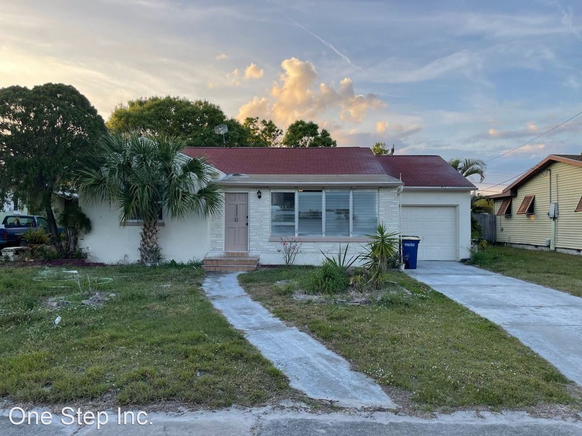 1117 Colonial Rd Fort Pierce, FL House for Rent Rentable