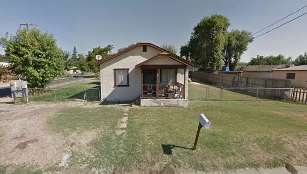 2 Bedroom 1 Bath Home Nested On Quiet Corner Lot Apartment for rent in Merced, CA