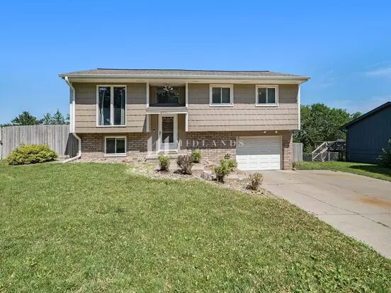 Millard 3 Bed / 2 Bath Split Entry Apartment for rent in Omaha, NE
