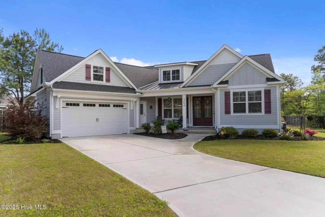 Welcome To This Stunning 4-bedroom, 3.5-bathroom Home Located In The Beautiful Riverfront Community In The Bluffs On The Cape Fear House for rent in Leland, NC