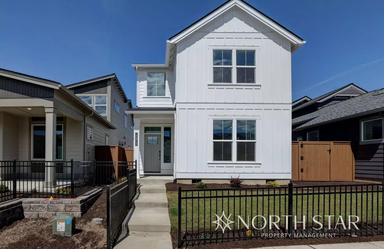 Modern And Spacious 3 Bed/2.5 Bath In Se Bend House for rent in Bend, OR