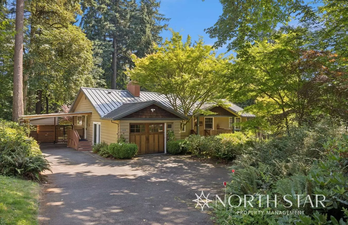 Charming Home In Coveted First Addition Neighborhood – Lake Oswego House for rent in Lake Oswego, OR