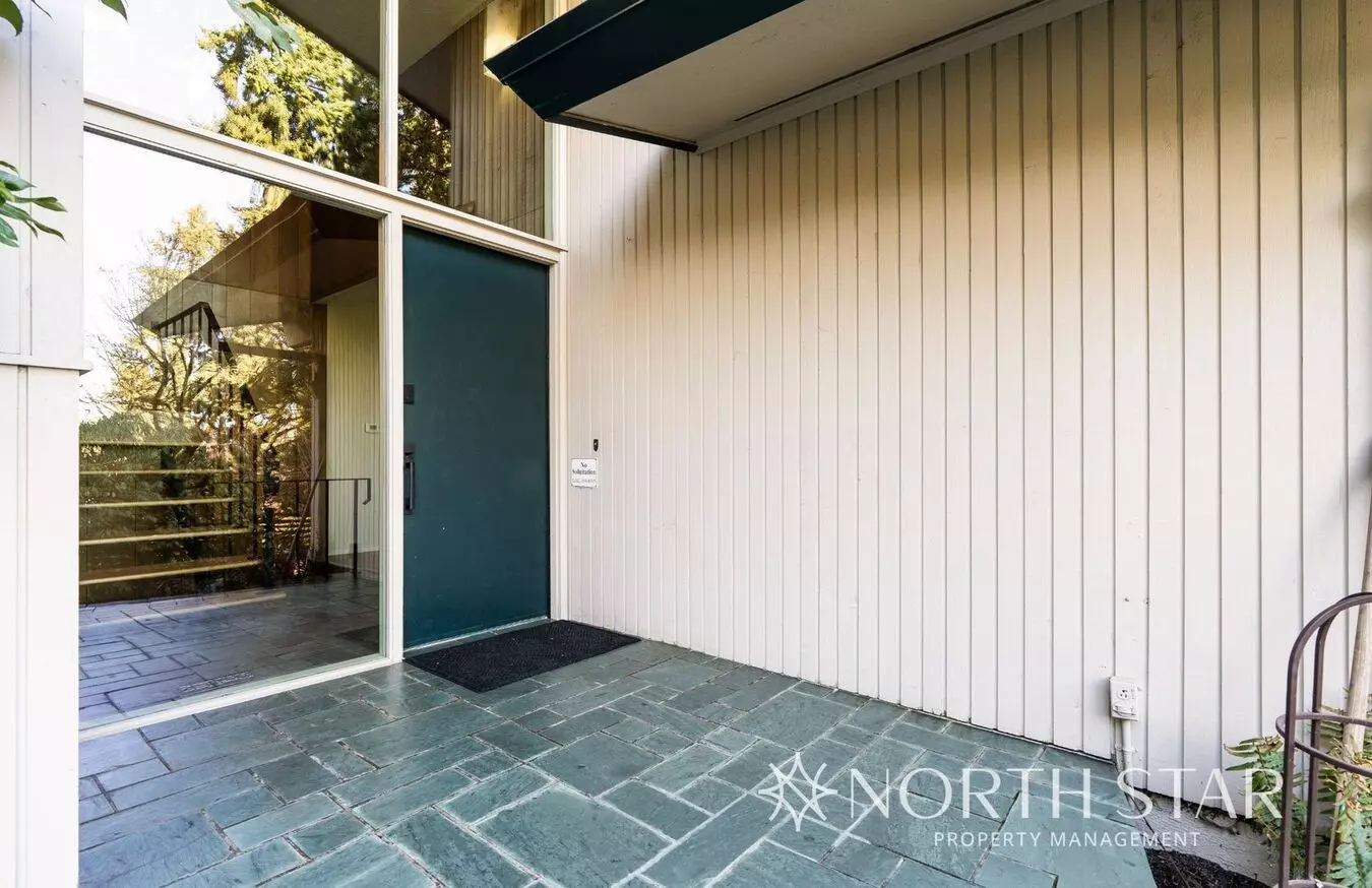 Amazing Updated Mid-century In The Prime Palisades Neighborhood House for rent in Lake Oswego, OR