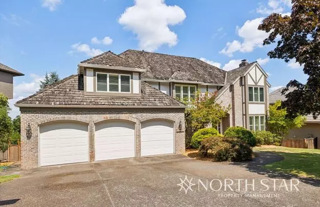 Beautiful Home With Mountain Views In The Marylhurst Neighborhood Apartment for rent in Lake Oswego, OR
