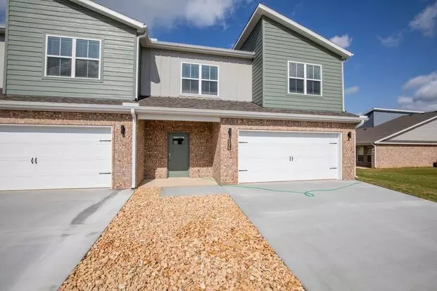 907 Seaborn Way Apartment for rent in Pea Ridge, AR
