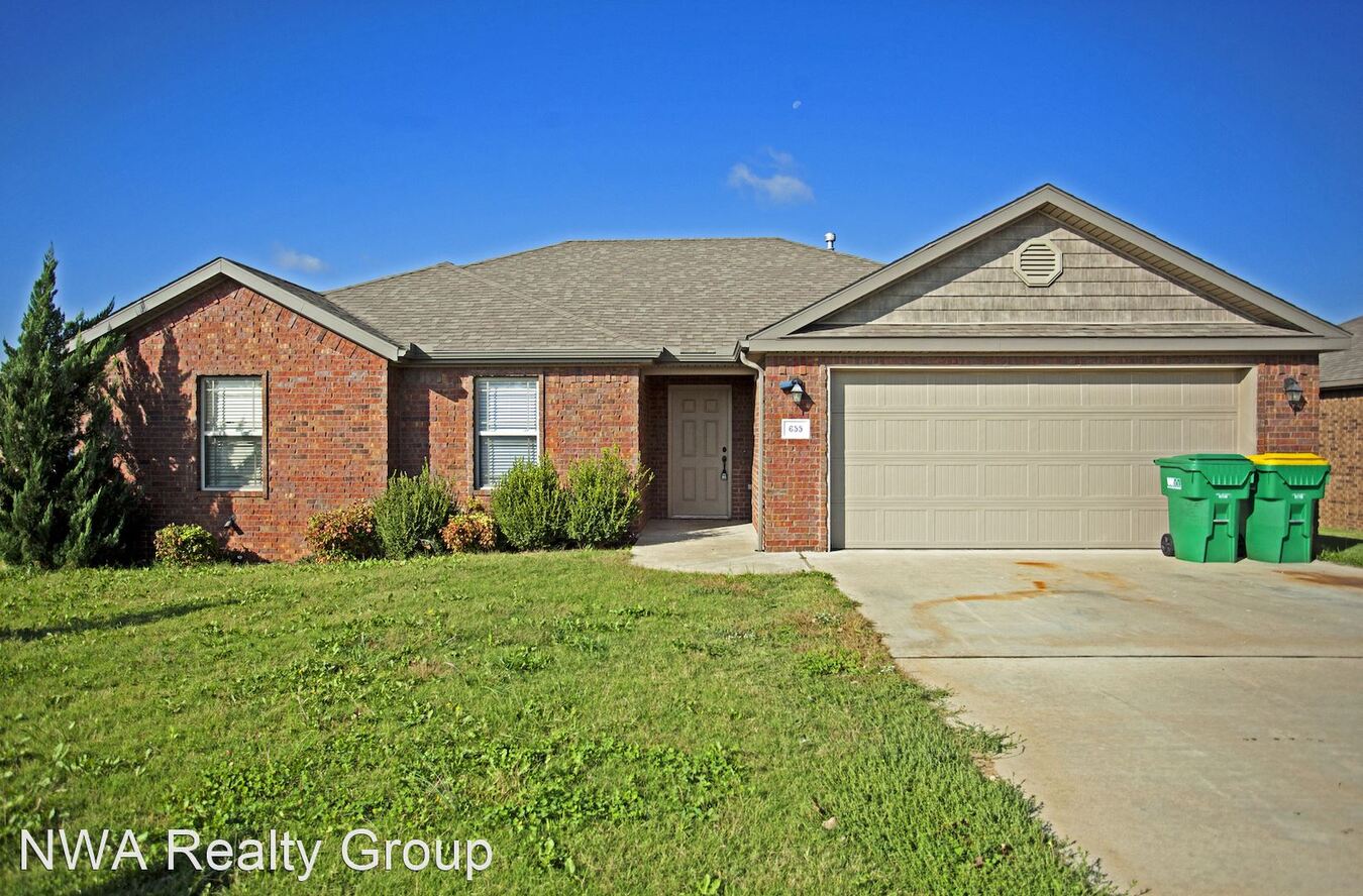655 Olivia Ln Centerton, AR House for Rent Rentable