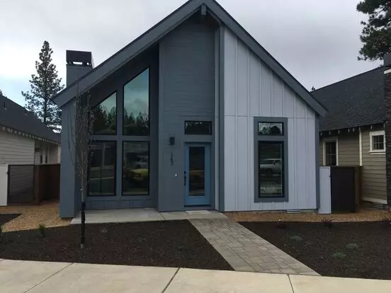 Clear Pine Collective 2/2 Home In Sisters! 145 W Heising Dr. Apartment for rent in Sisters, OR