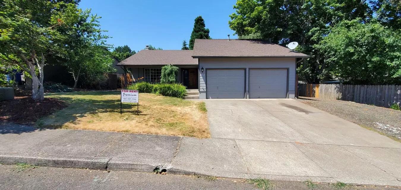 Three Bedroom W/ A Large Bonus Room On A Cul-de-sac House for rent in Salem, OR
