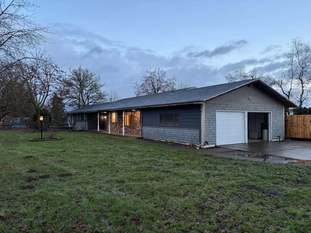 7720 River Rd NE House for rent in Keizer, OR