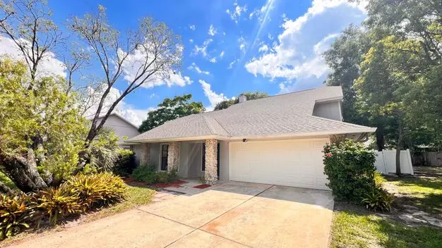 Discover Your Dream Home In Alafaya Woods: 4 Bd/2ba 1020 Faircloth! Apartment for rent in Oviedo, FL