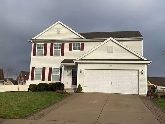 4 Bedroom 3 1/2 Bathroom House For Lease In Howell! Apartment for rent in Howell, MI