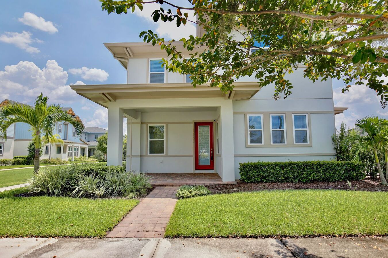 Charming 3 25 Courtyard Home With Loft Luxury Apartments Orlando Photo Inspiration