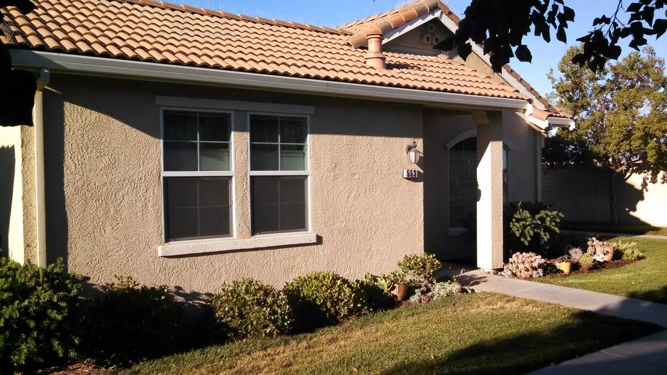 Reduced!!! Is It Retirement Time For You? 2 Bedroom Plus Den Home In A Gated Community! House for rent in Los Banos, CA