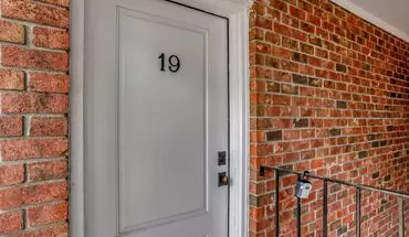 4 of 21 Renovated 2br Condo In The Heart Of Mount Pleasant House for rent in Mount Pleasant, SC