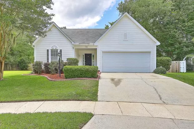 Home In Crowfield Plantation! Apartment for rent in Goose Creek, SC