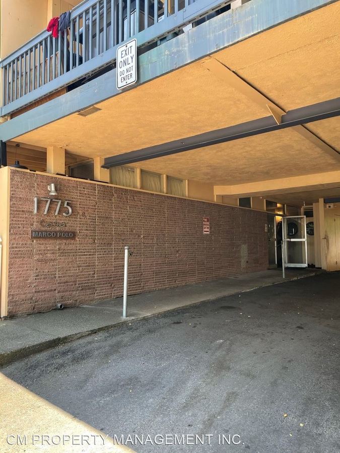 1775 Marco Polo Way Burlingame, CA Apartment for Rent