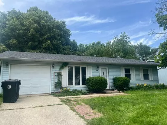 3-bedroom Ranch Home Apartment for rent in Normal, IL
