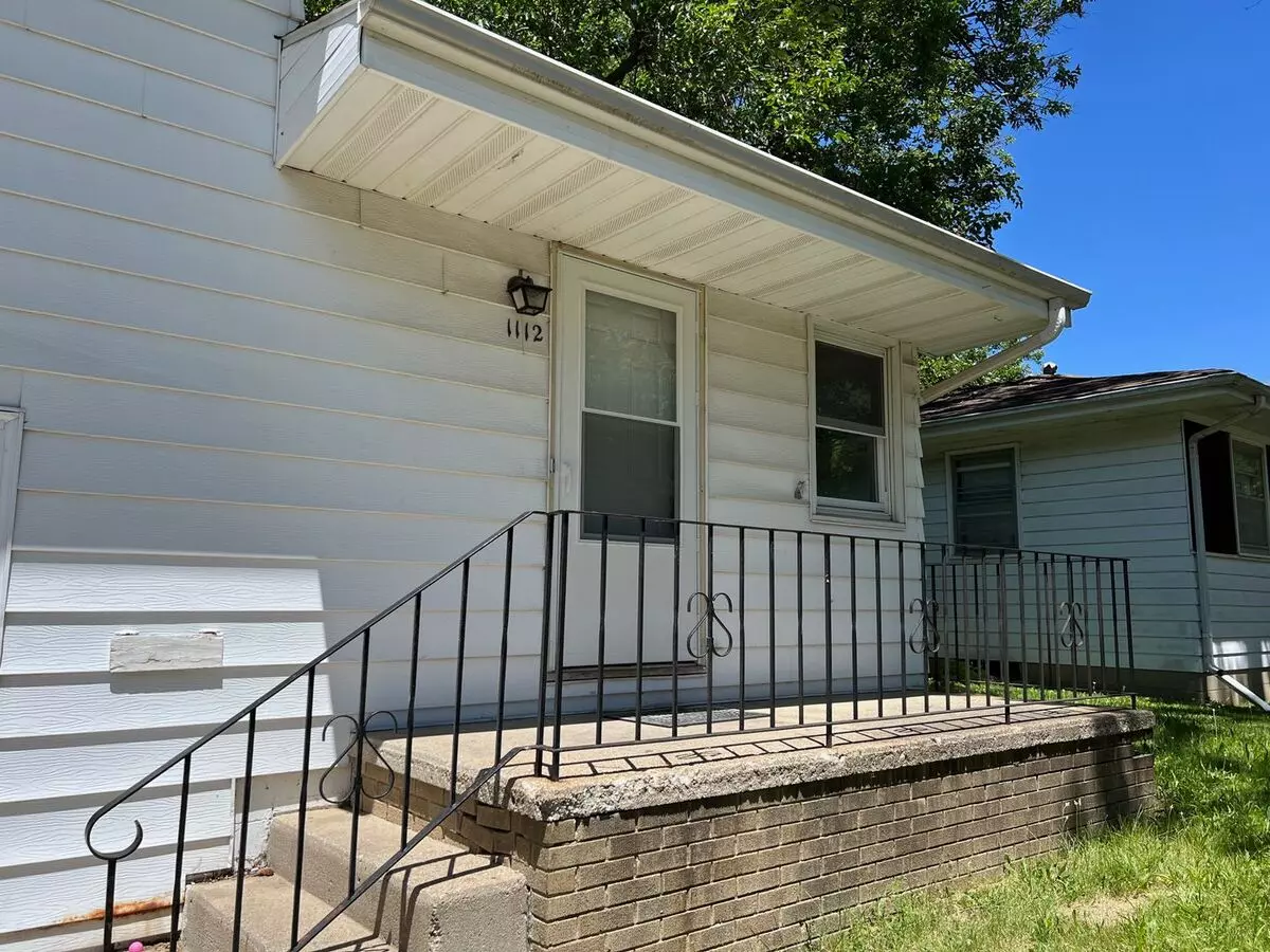 1112-1114 Bryan St Apartment for rent in Normal, IL