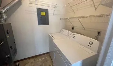 2 of 13 83 Amherst Apartment for rent in Springfield, IL