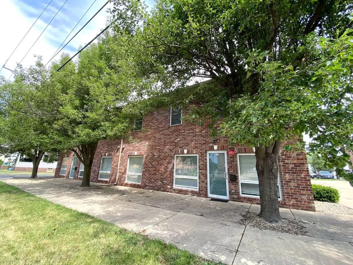 917-924 W Windom Apartment for rent in Peoria, IL