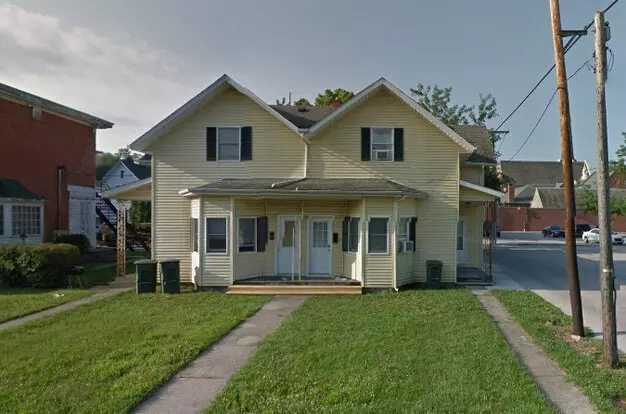 214 E Washington Apartment for rent in Goshen, IN