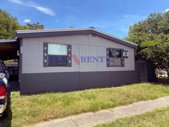 3/2 Mobile Home With Fenced Yard Apartment for rent in Orlando, FL