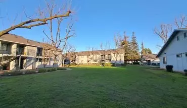 5 of 32 The Lakes Apartment for rent in Fresno, CA