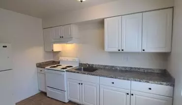 4 of 15 2029 E Pontiac Apartment for rent in Fresno, CA