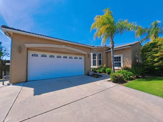 Price Reduce And Move In Special! Charming 4 Bedroom House To Call Home - $100 Off Each Month For 6 Months! Apartment for rent in Fresno, CA Price Reduce And Move In Special! Charming 4 Bedroom House To Call Home - $100 Off Each Month For 6 Months! Apartment for rent in Fresno, CA