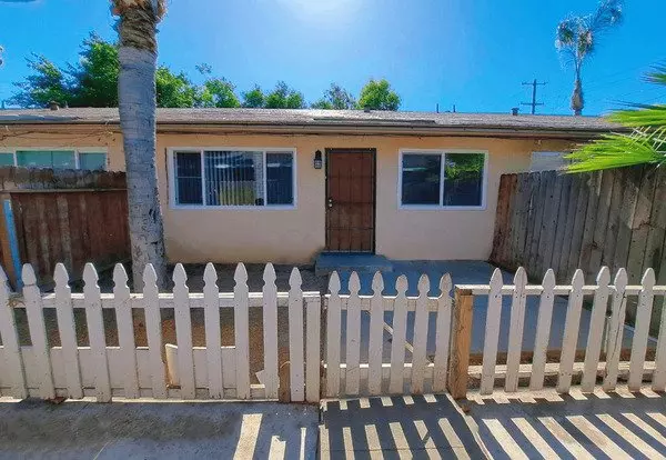 3243 E Clinton Ave Apartment for rent in Fresno, CA