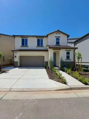 Price Reduced And Move In Special! Gorgeous Two-story Home Near Copper & Willow! Apartment for rent in Fresno, CA