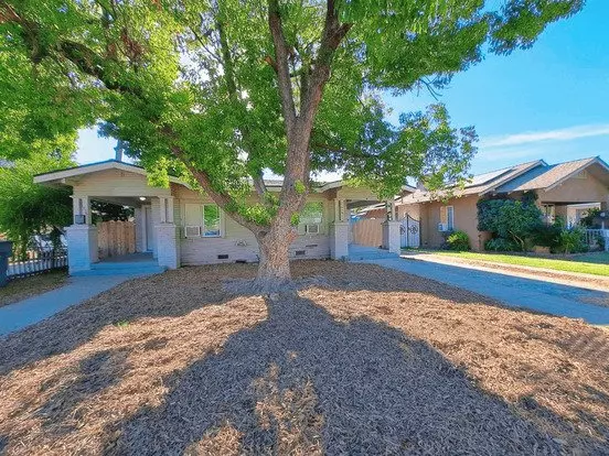 956-958 N Farris Apartment for rent in Fresno, CA