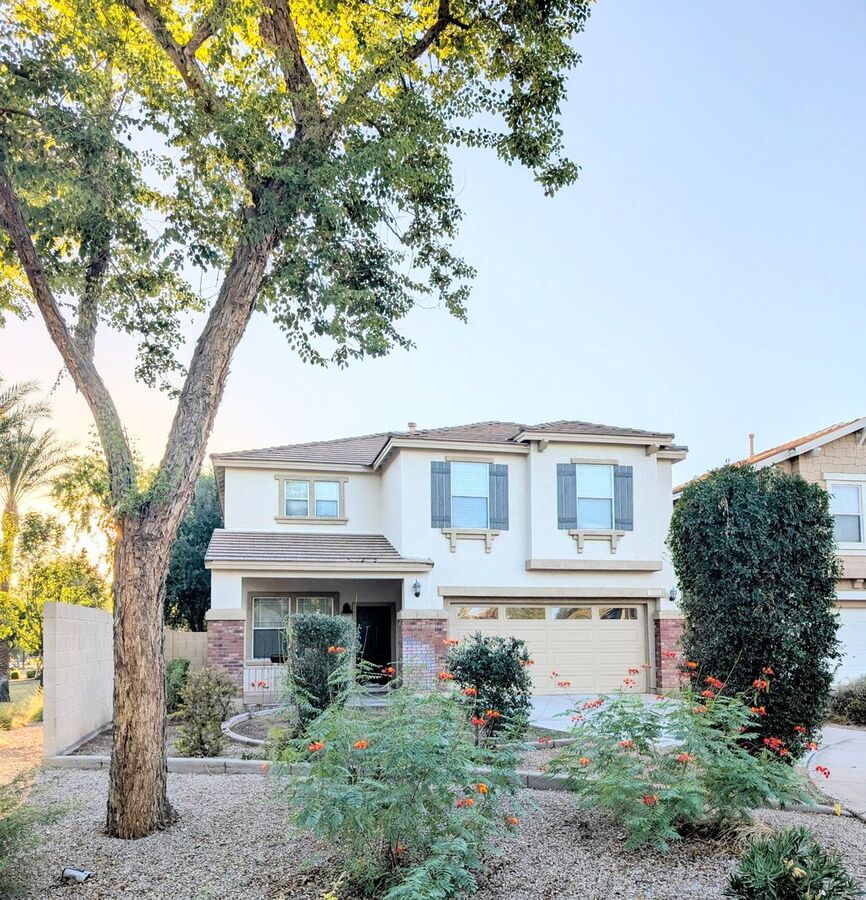 Available Now In The Gardens Gilbert!!! Apartments Gilbert, AZ